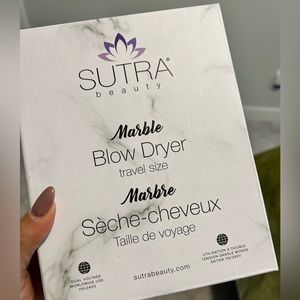 Travel sized blow dryer